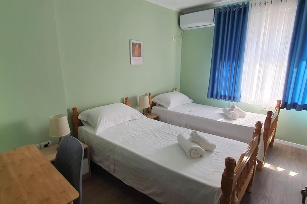 Center Apartment Тирана Екстериор снимка