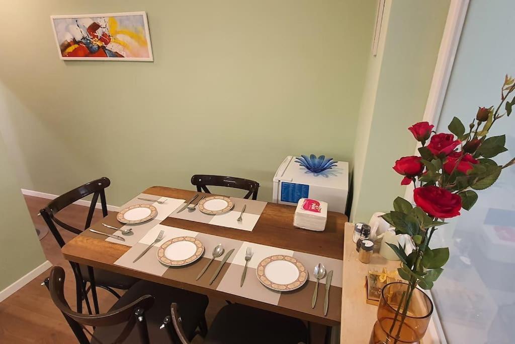 Center Apartment Тирана Екстериор снимка